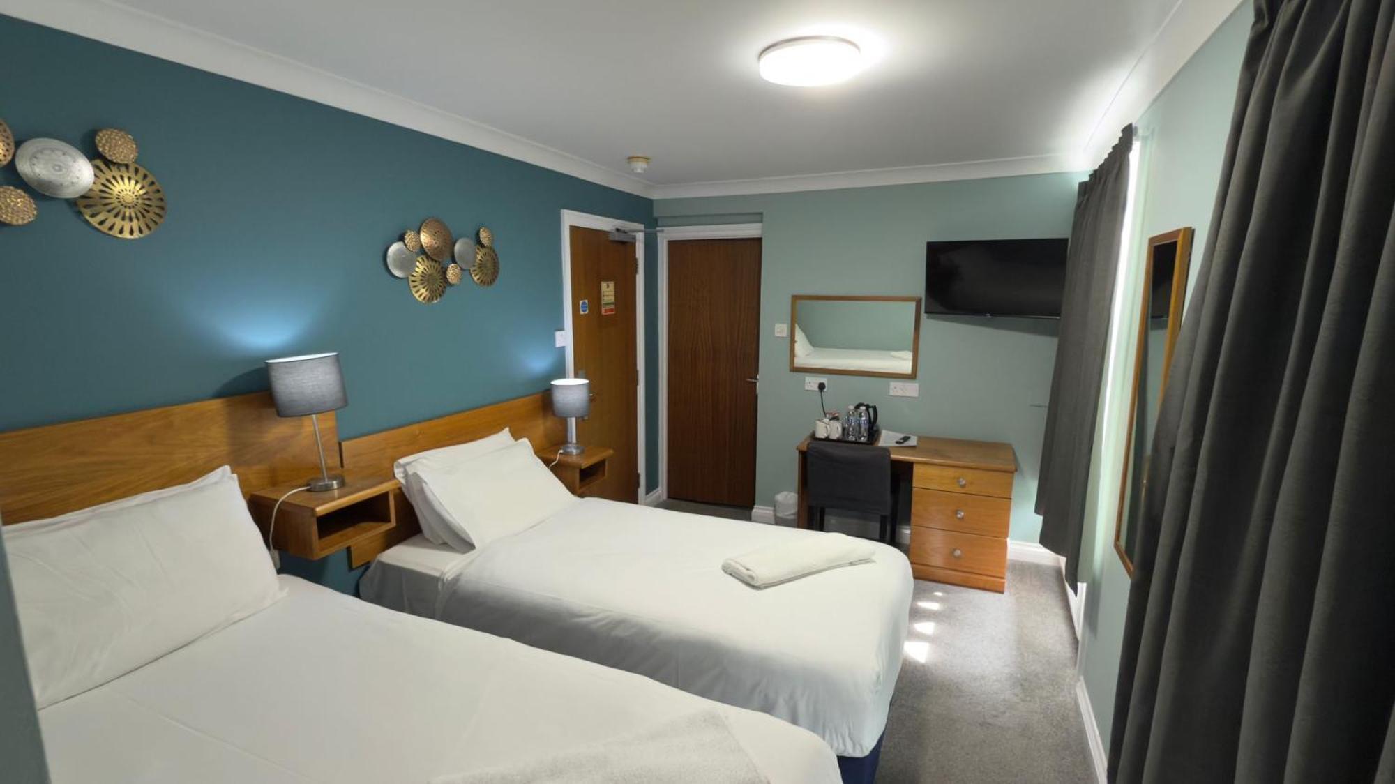 The Terrace Lodge Hotel Yeovil Kültér fotó