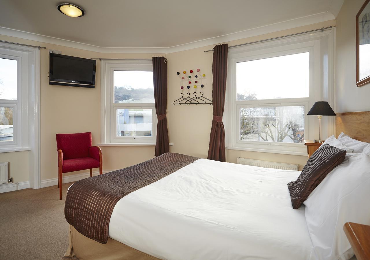 The Terrace Lodge Hotel Yeovil Kültér fotó