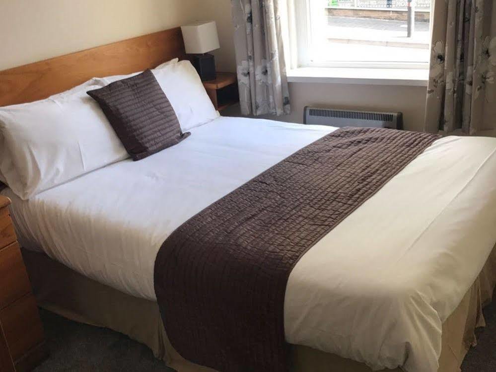 The Terrace Lodge Hotel Yeovil Kültér fotó